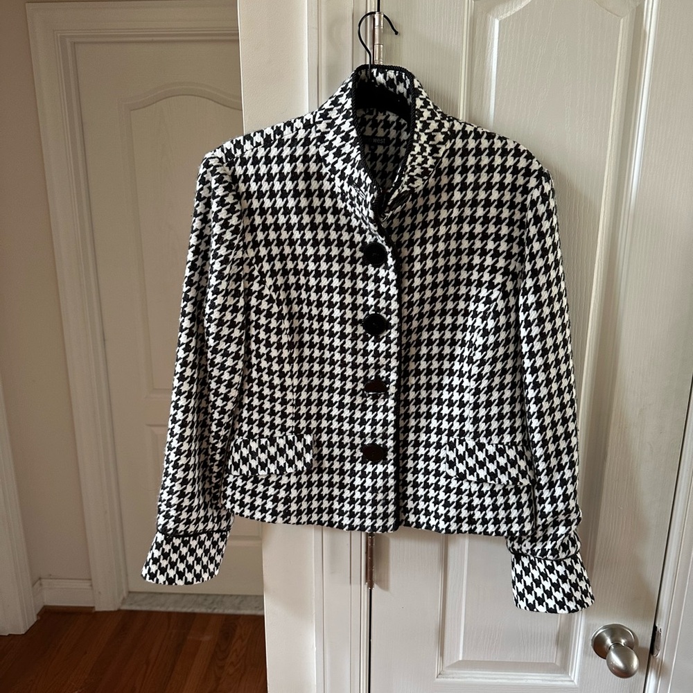 600 West Black and White Houndstooth Blazer Jacket